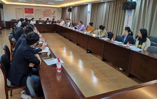 人才强企  激产活力  公司发展交易线班组长互换座谈会